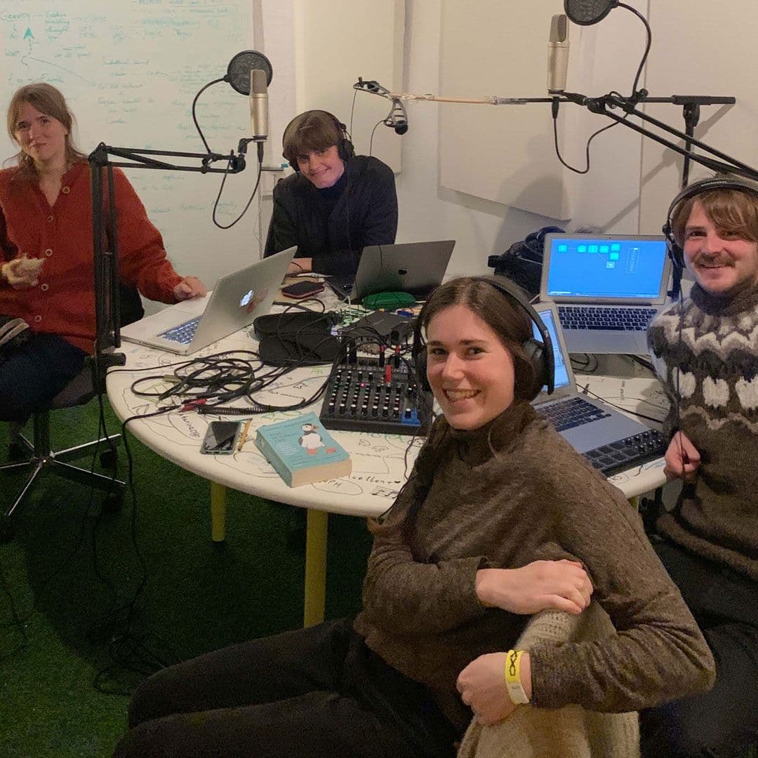 Air Conditions 2022: a correspondence